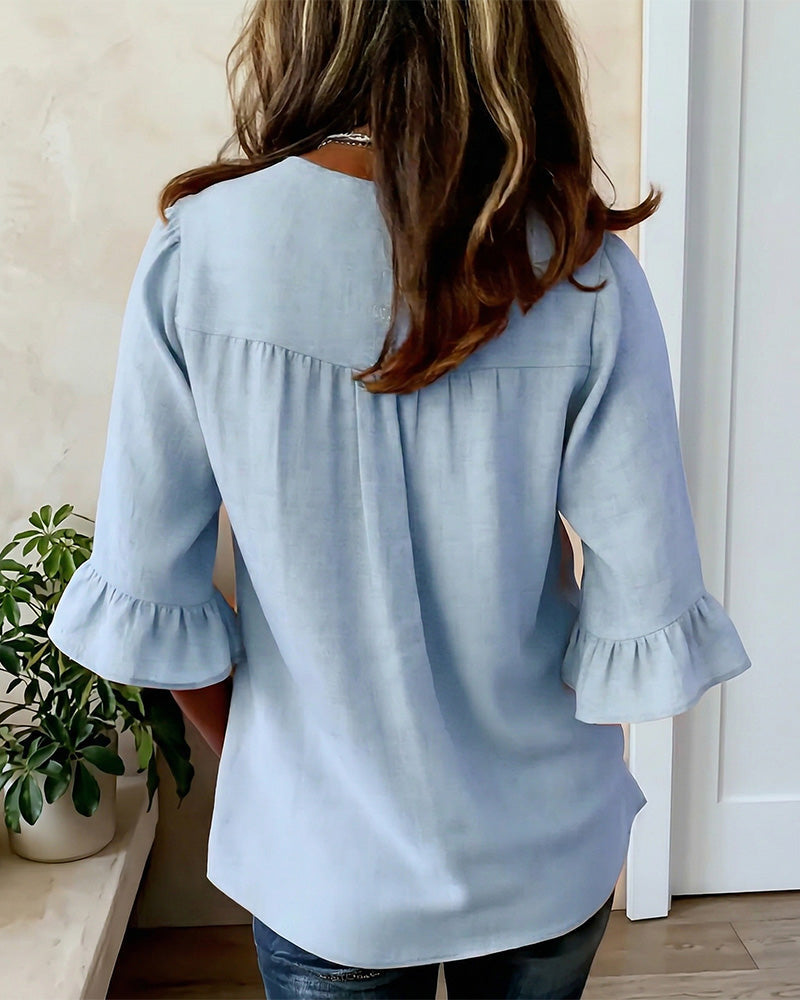 Blusa con Botones y Volantes